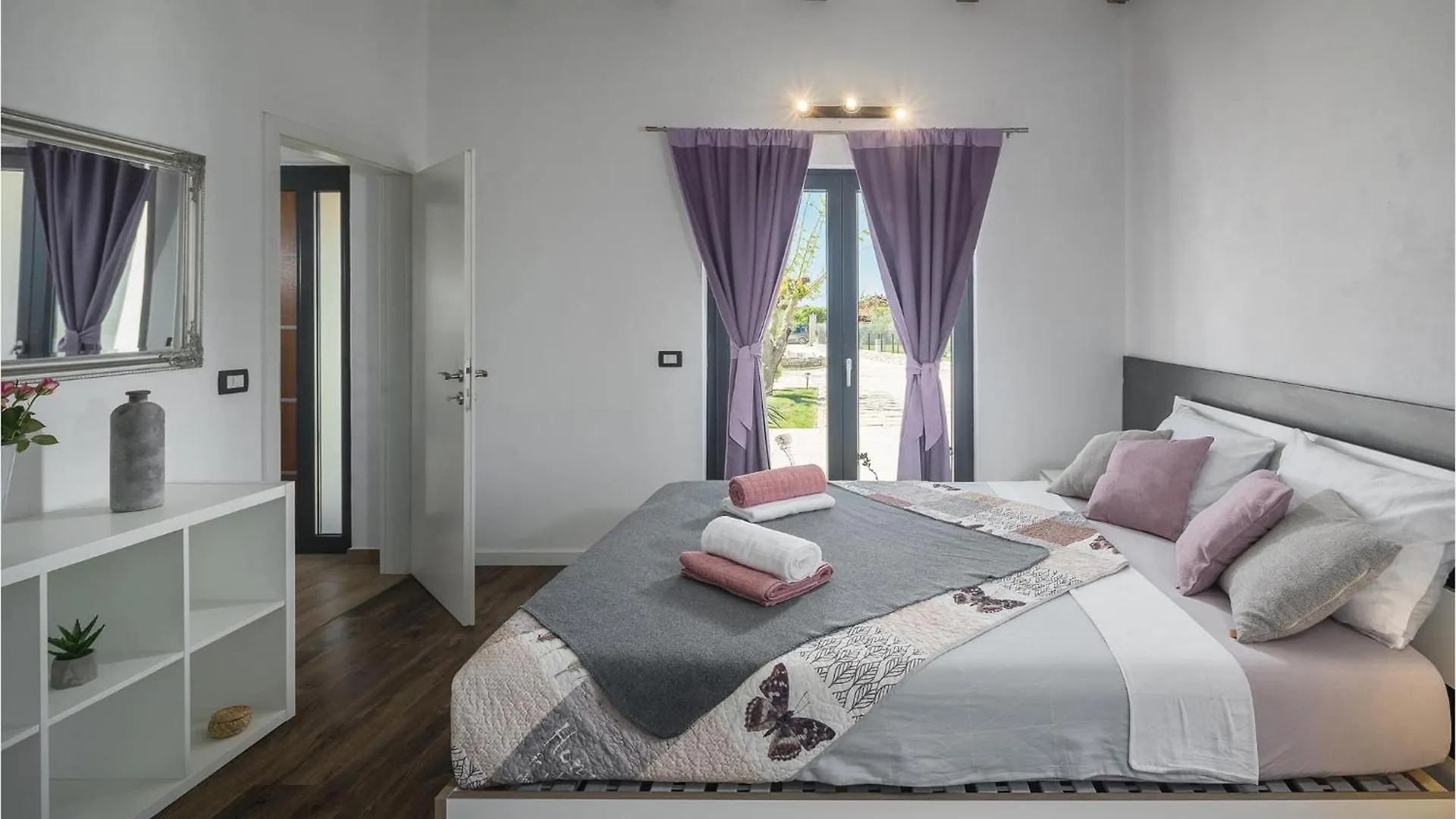 Lovely Home In Rovinj With Kitchen Holiday home